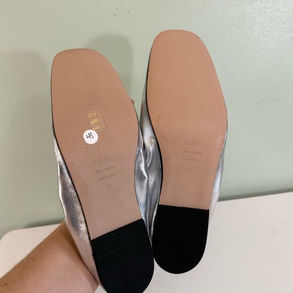 Aera Ballet Flat Shoes Size 41 US 11 Silver Metallic Vegan Square Toe Italy NWOT - Picture 5 of 10